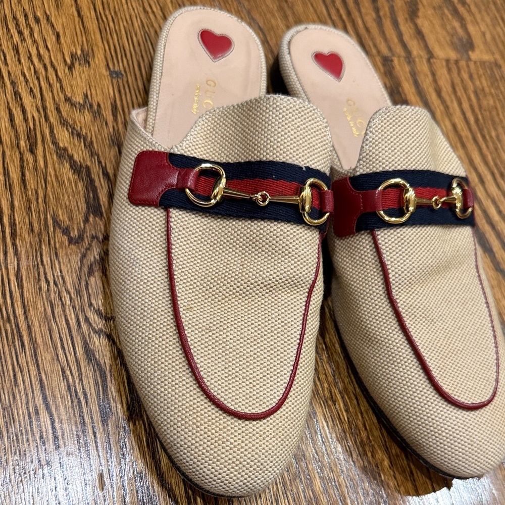 Gucci Women's Beige and Red Mules - Picture 3 of 4